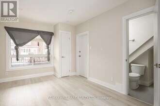 196 Livingstone Ave in Toronto, ON - Building Photo - Building Photo