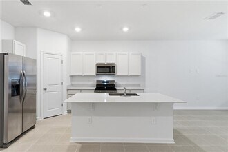 3447 Beam Ter in Davenport, FL - Building Photo - Building Photo