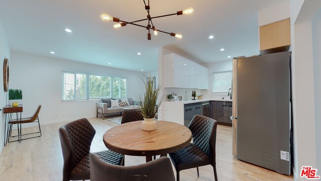 property at 1435 N Fairfax Ave
