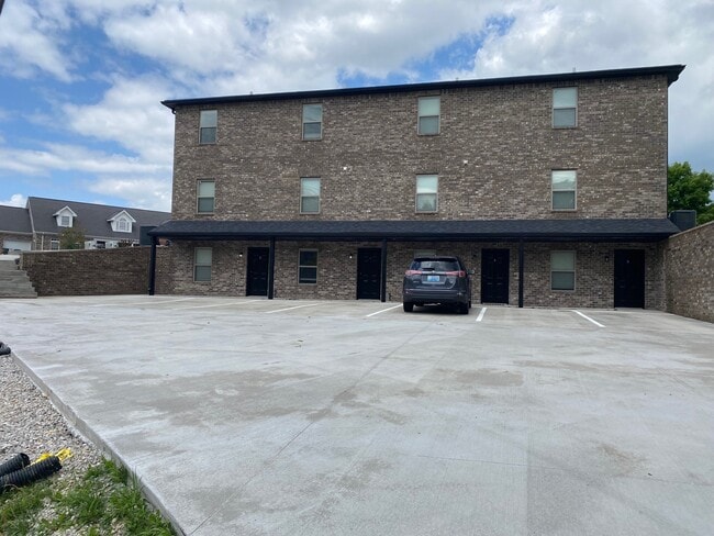 15 Melrose Dr, Unit 15 Melrose Drive #7 in Somerset, KY - Foto de edificio - Building Photo