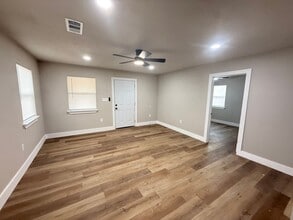 815 Graham Ave in Odessa, TX - Building Photo - Building Photo