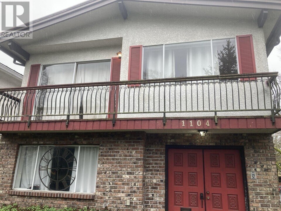 1104 E 18th Ave in Vancouver, BC - Building Photo