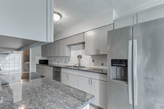 property at 2511 Planters Row