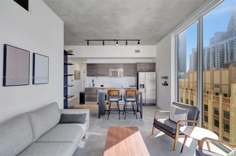 151 SE 1st St, Unit 15011 in Miami, FL - Foto de edificio - Building Photo