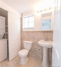 1145 SW 74th Ct-Unit -BACK in Miami, FL - Building Photo - Building Photo