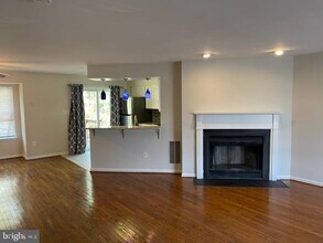 216 Pinecove Ave in Odenton, MD - Building Photo - Building Photo