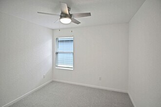 3817 Low Tide in Seguin, TX - Building Photo - Building Photo