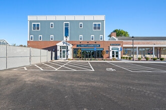 150 Broad St in Windsor, CT - Building Photo - Building Photo