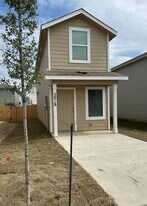 5018 Primrose Rdg in Converse, TX - Building Photo