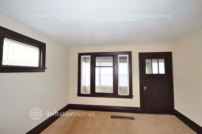 745 Oakdale Ave in St. Paul, MN - Building Photo - Building Photo