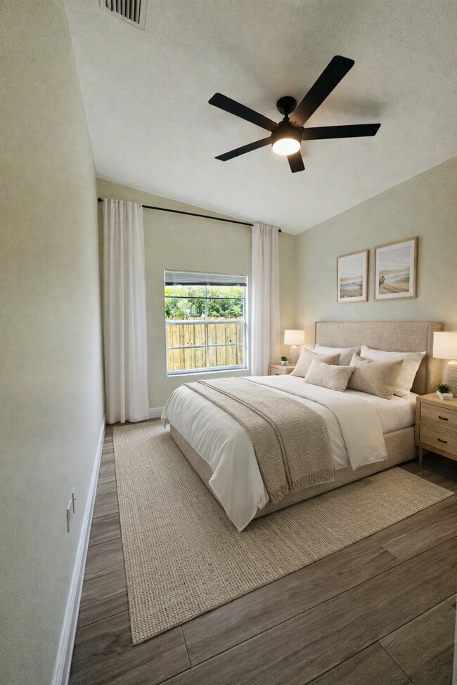 1012 NE 17th Ct, Unit 3 in Fort Lauderdale, FL - Foto de edificio - Building Photo