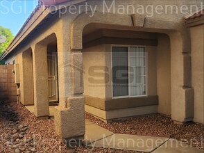 2016 E Bluefield Ave in Phoenix, AZ - Building Photo - Building Photo
