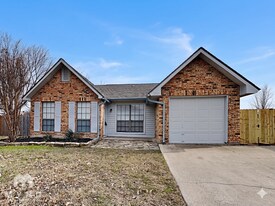 6708 Oriole Ct in Fort Worth, TX - Building Photo