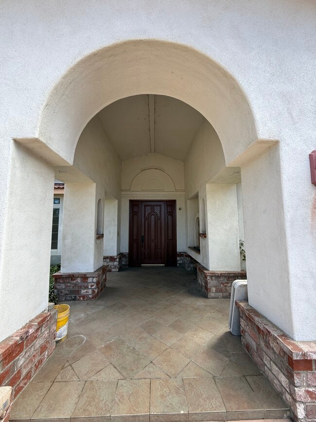 12 La Cam Rd in Thousand Oaks, CA - Building Photo - Building Photo