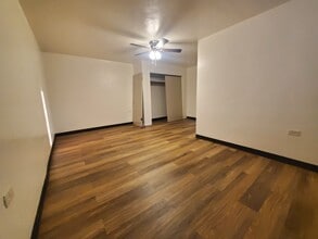 54 N Morris St, Unit 1 in Waynesburg, PA - Building Photo - Building Photo