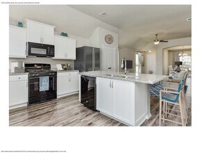14358 S Summerchase Cir in Willis, TX - Building Photo - Building Photo