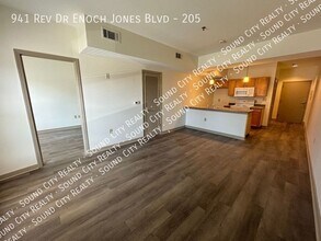 941 Rev Dr Enoch Jones Blvd-Unit -205 in Nashville, TN - Building Photo - Building Photo