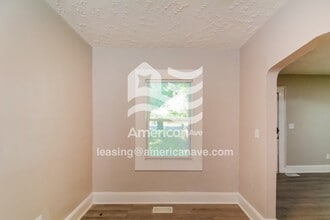 130 Kensington Cir in Fayetteville, NC - Foto de edificio - Building Photo