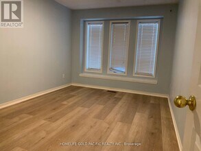 27 Moresby St in Richmond Hill, ON - Building Photo - Building Photo