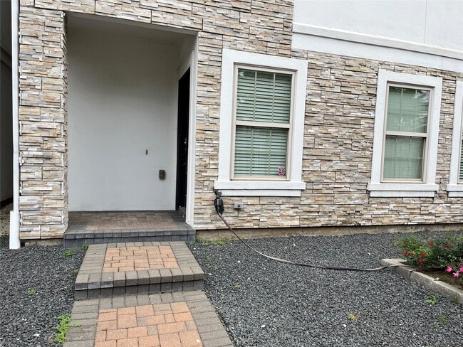 property at 4406 Crawford St