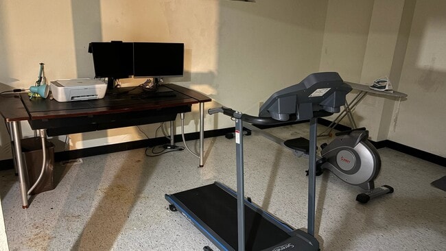 property at 1320 Main St