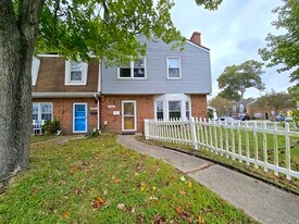 2259 Sedgewick Dr in Virginia Beach, VA - Building Photo