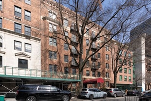 345 E 68th St in New York, NY - Building Photo