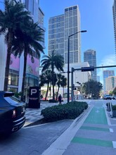 851 NE 1st St in Miami, FL - Building Photo - Building Photo