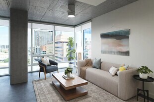 Maeve Central Station in Phoenix, AZ - Building Photo