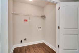 4308 E Barcelona Way in Augusta, GA - Building Photo