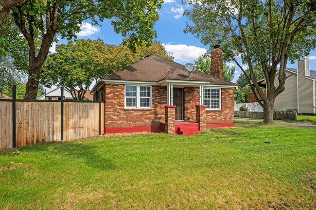 property at 14423 E Broadway Ave