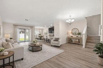 2719 Garden Falls Dr in Brandon, FL - Building Photo - Building Photo