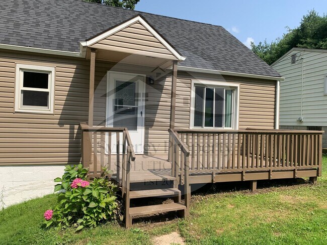 373 Agate Ave in Mansfield, OH - Building Photo - Building Photo