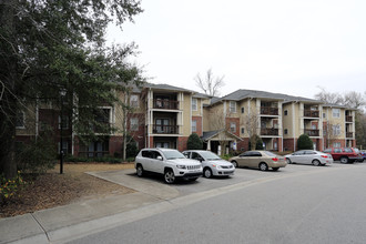 Shady Grove Apartments - Senior Living in Charleston, SC - Foto de edificio - Building Photo