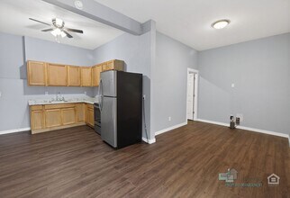 38230 Strawbridge Pkwy in Sandy, OR - Building Photo - Building Photo