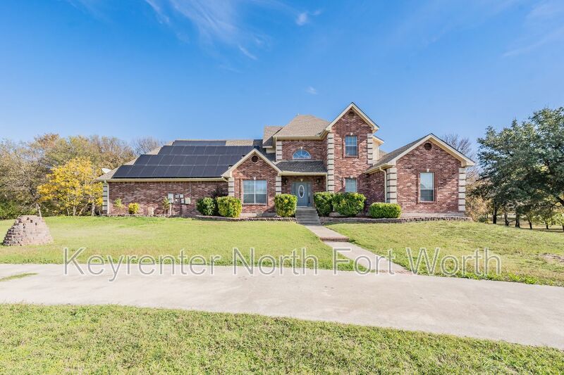 105 Horizon Cir in Azle, TX - Building Photo