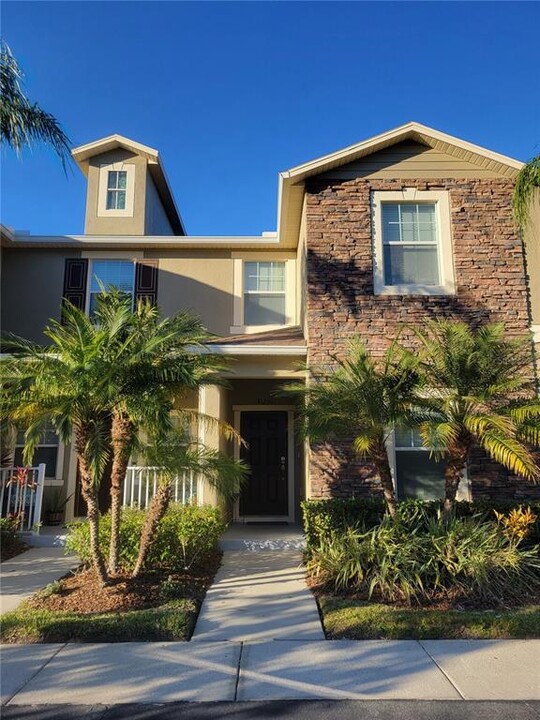 31251 Claridge Pl in Wesley Chapel, FL - Foto de edificio