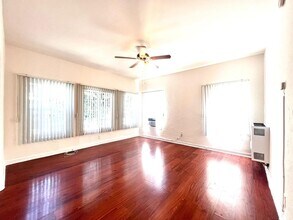 bon921 in Los Angeles, CA - Building Photo - Interior Photo
