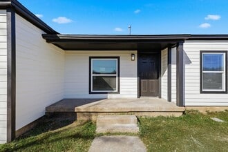 2859 Marjorie Ave in Dallas, TX - Foto de edificio - Building Photo