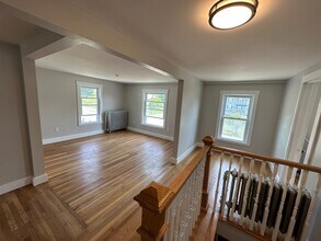 180 Pleasant St in Stoughton, MA - Building Photo - Building Photo