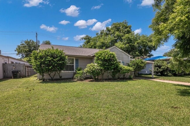 119 Barracuda Ave in Galveston, TX - Building Photo - Building Photo