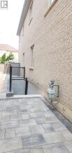 19 Maple Forest Dr in Vaughan, ON - Building Photo - Building Photo