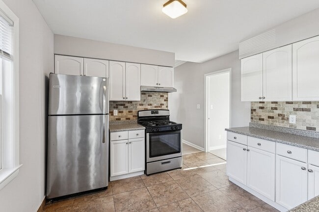 145 Mt Pleasant Ave in West Orange, NJ - Building Photo - Building Photo