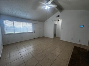 5434 Parkridge Dr in Houston, TX - Building Photo - Building Photo