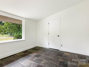 553 Kenlough Dr in Charlotte, NC - Building Photo - Building Photo