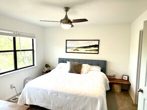 1030 Marsh Ct Ln in Mount Pleasant, SC - Building Photo - Building Photo