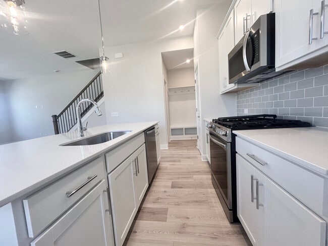 714 Kinzer Ave in Carmel, IN - Building Photo - Building Photo