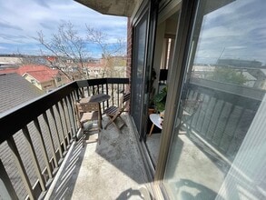 15 North Beacon St, Unit 212 in Boston, MA - Building Photo - Building Photo