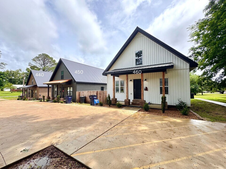 440 23rd St in Batesville, AR - Building Photo