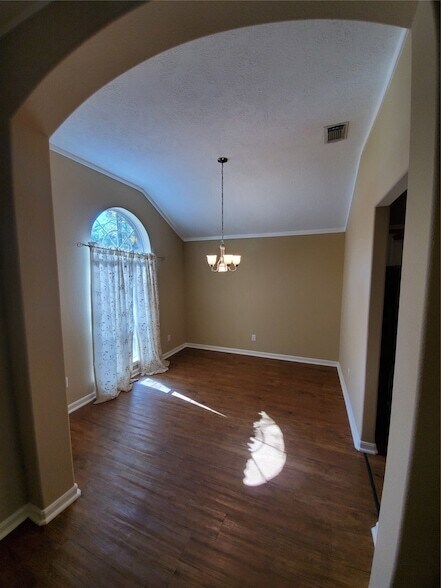 3679 Piney Point Rd in Conroe, TX - Building Photo - Building Photo